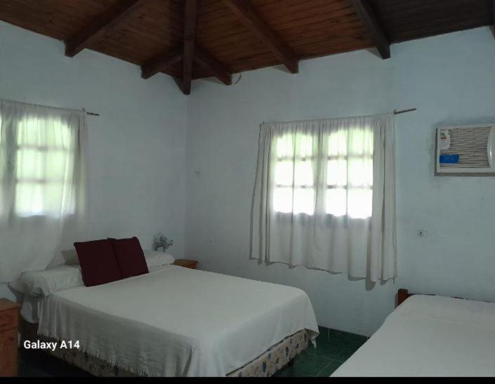 Cabana Ibera كولونيا كارلوس بيليجريني المظهر الخارجي الصورة